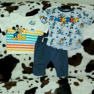 Mickey mouse outfit